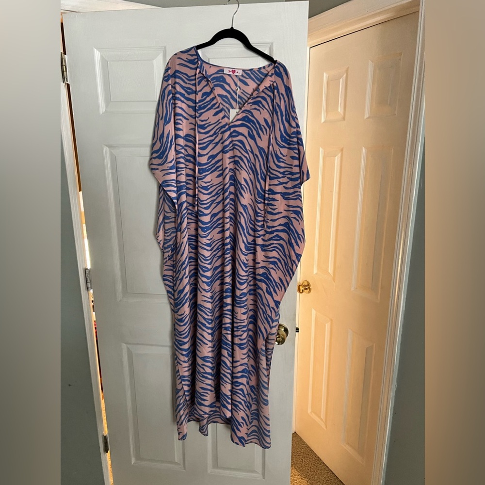 NWT BuddyLove Miller Short Sleeve Maxi Dress - Blue Tiger